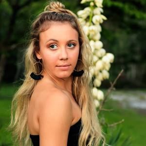 Meet your Posher, Haleigh